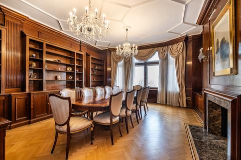 6 bedroom flat to rent, Kensington Road London W8