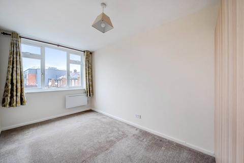 undefined, Ewell Road, Surbiton, KT6