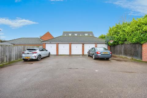 undefined, Grenadier Close, Bedford