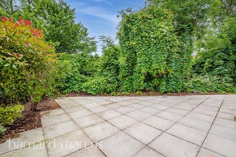 2 bedroom ground floor flat for sale, Perth Close, LONDON
