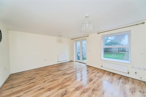 4 bedroom townhouse for sale, Groombridge Avenue, Eastbourne