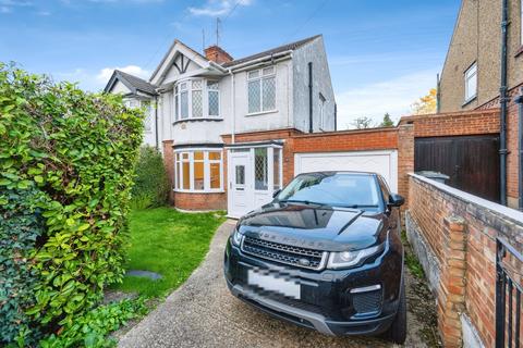 St. Margarets Avenue, Luton