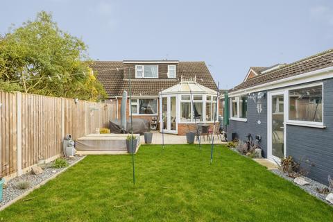 3 bedroom bungalow for sale, Woodland Road, Hellesdon, Norwich