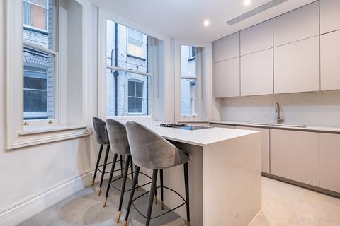 4 bedroom flat to rent, Kensington Road London W8