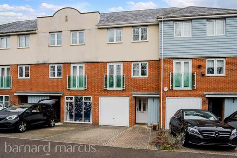 St. Annes Drive North, Redhill