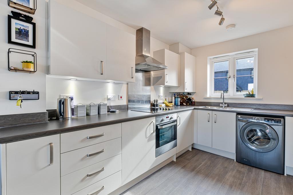 12 Kitchen 28 Barton Way