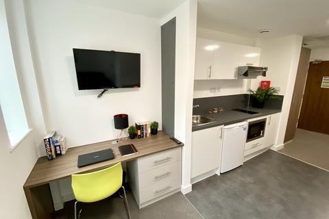 1 bedroom flat to rent, Five Ways B15