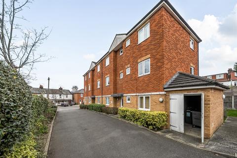 2 bedroom flat for sale, Sanders Place, St. Albans