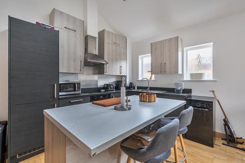 2 bedroom flat for sale, Sanders Place, St. Albans