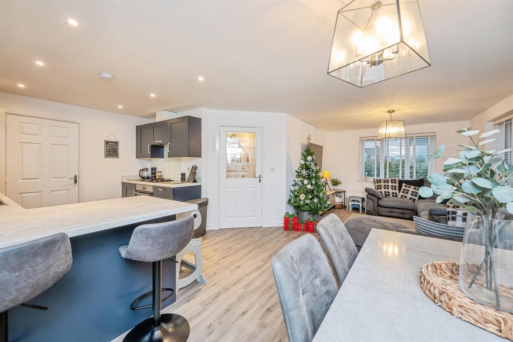 Living Kitchen Diner