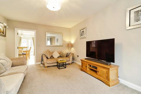 undefined, Naylor Avenue, Yeadon, Leeds