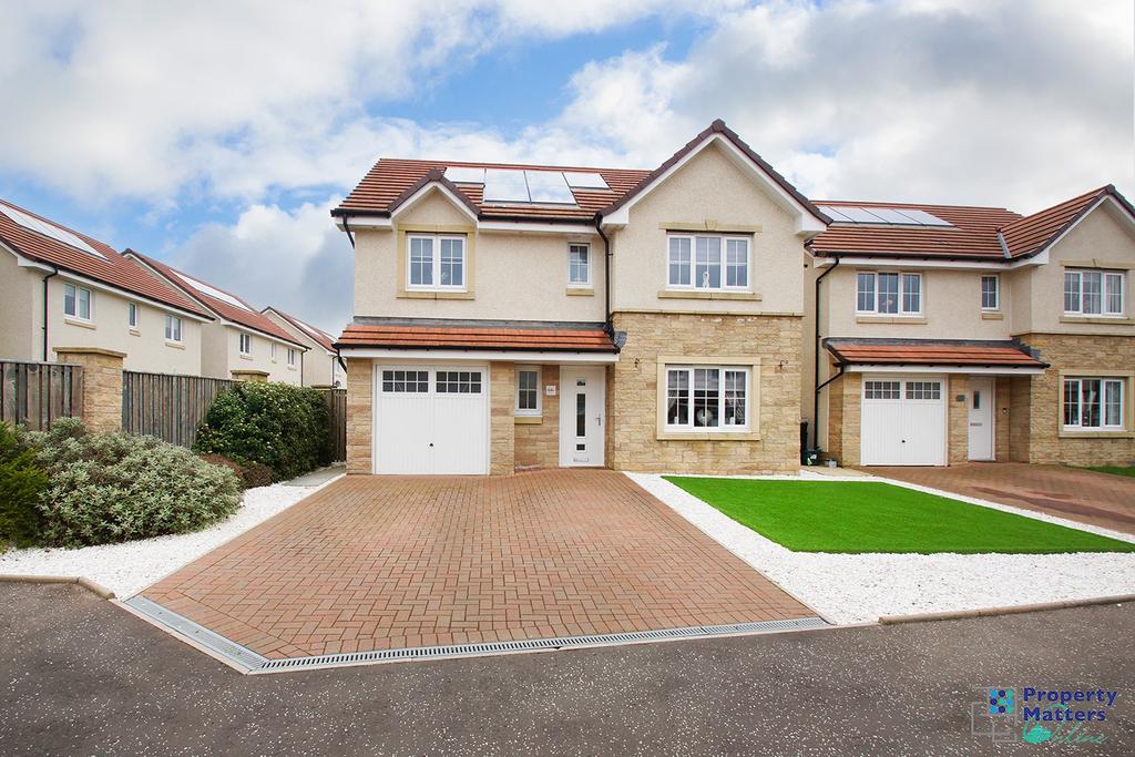 4 Bedroom Detached Villa