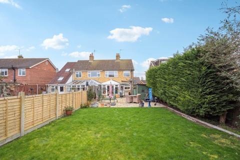 undefined, New St, Cheddington