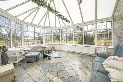 5 bedroom detached house for sale, Chertsey Lane, Staines-upon-Thames, Surrey, TW18 3LQ