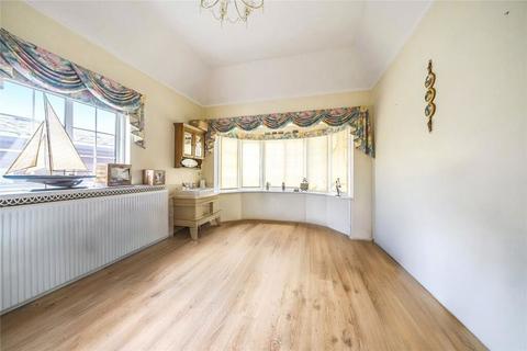 5 bedroom detached house for sale, Chertsey Lane, Staines-upon-Thames, Surrey, TW18 3LQ
