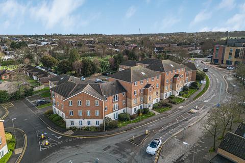 2 bedroom apartment for sale, St Lukes Court, Hatfield, AL10