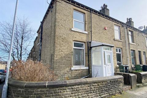 2 bedroom terraced house for sale, Keat Street, Crosland Moor, Huddersfield