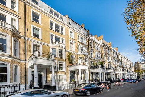 3 bedroom apartment to rent, Lexham Gardens London W8