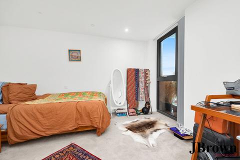 1 bedroom apartment for sale, Willowbrook House,  London, N4