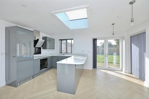3 bedroom semi-detached bungalow for sale, Allens Avenue, Norwich