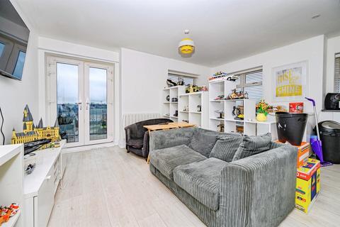 2 bedroom flat for sale, Montgomery Avenue, HEMEL HEMPSTEAD