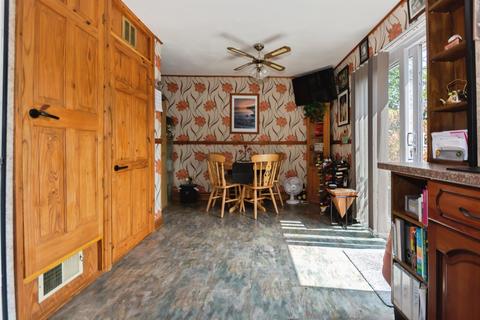 3 bedroom end of terrace house for sale, Low Thatch, BIRMINGHAM