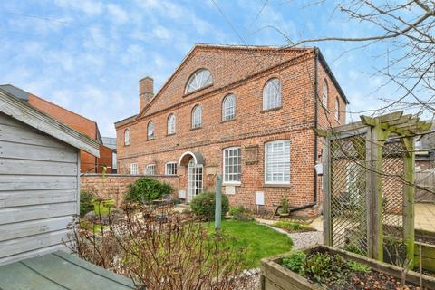 3 bedroom semi-detached house for sale, High Street, Newport Pagnell