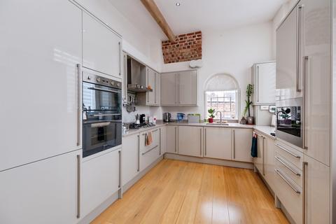 3 bedroom semi-detached house for sale, High Street, Newport Pagnell