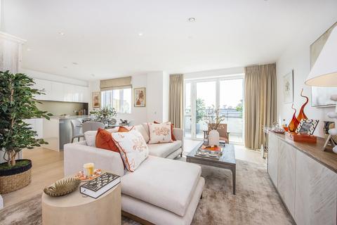 Pinewood Gardens Teddington TW11