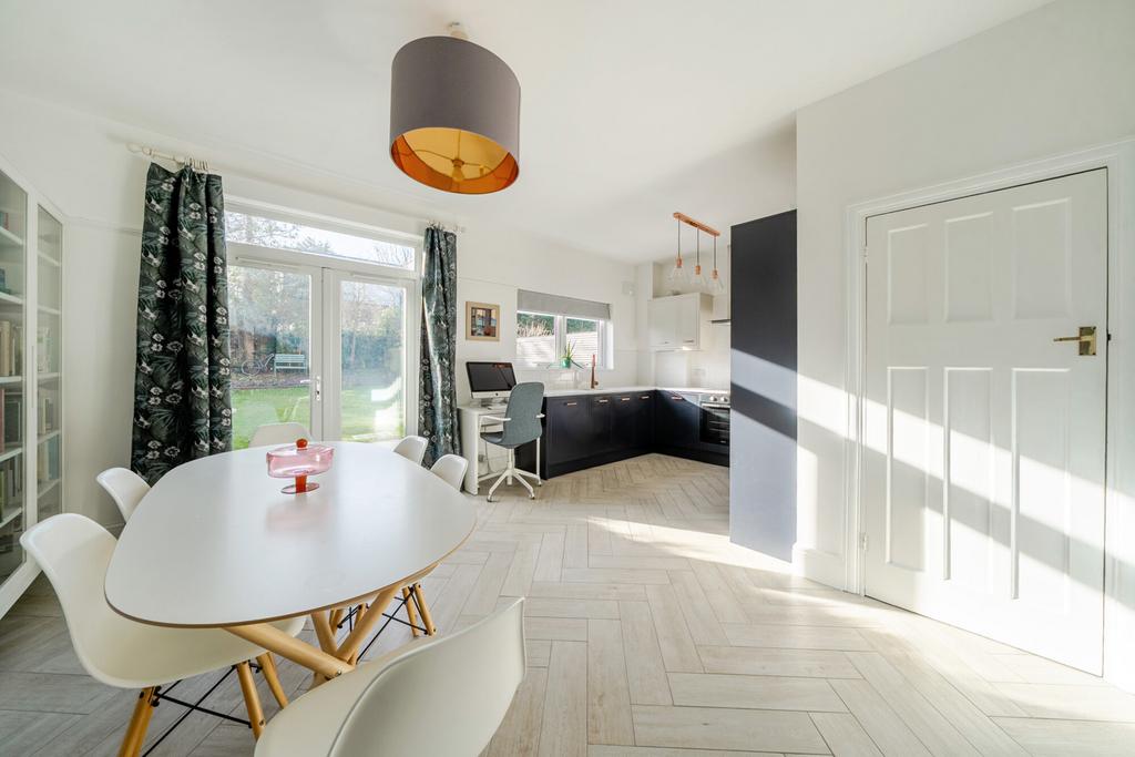 1410632-13-69943b...