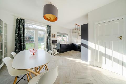 3 bedroom semi-detached house for sale, Dallinger Road, Lee