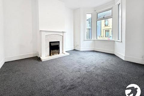 3 bedroom terraced house to rent, Belmont Road, Gillingham, Kent, ME7