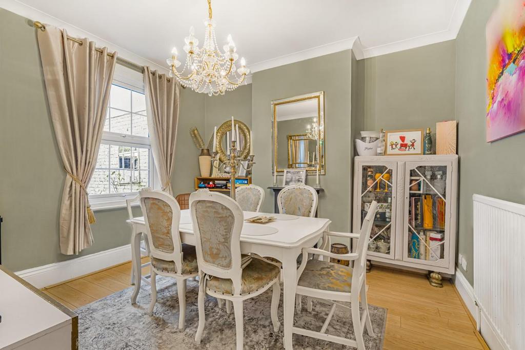 3-bed-house-cheltenham2.jpg