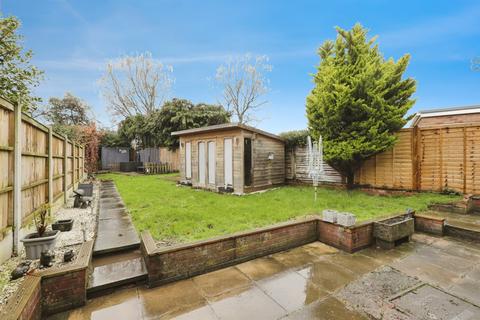3 bedroom semi-detached house for sale, West Nooks, Haxby, York