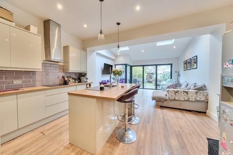 3 bedroom terraced house for sale, High Street, London Colney, St. Albans