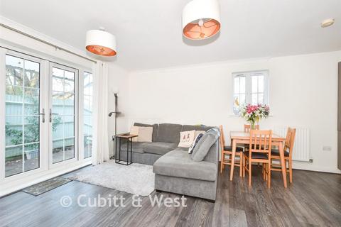 2 bedroom ground floor flat for sale, Sycamore Drive, Burgess Hill, West Sussex