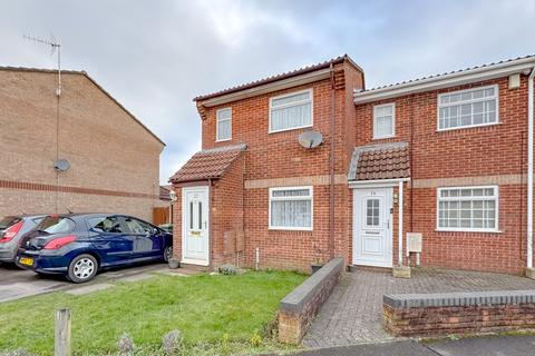 2 bedroom end of terrace house to rent, Hawthorn Close, Patchway, Bristol, Gloucestershire, BS34