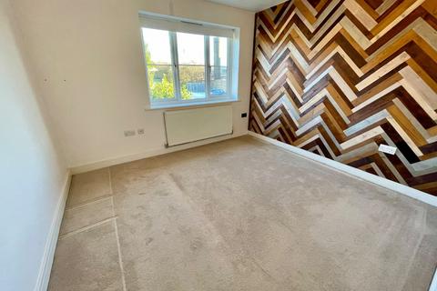 undefined, Luton, Bedfordshire, LU3