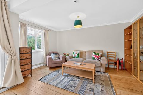 3 bedroom flat for sale, Opal Street, London