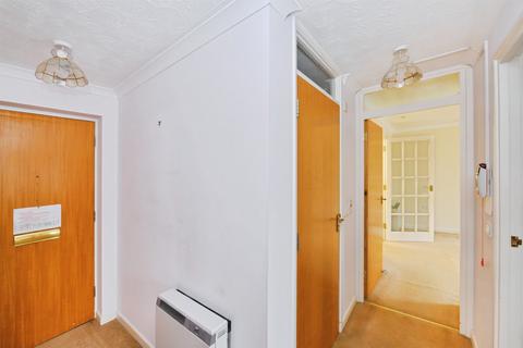 2 bedroom ground floor flat for sale, Mudge Way, Plympton