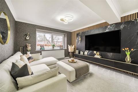 4 bedroom detached house for sale, Lay Garth Court, Rothwell, Leeds