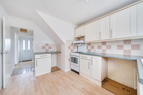 3 bedroom end of terrace house for sale, Bicknor Road, Maidstone