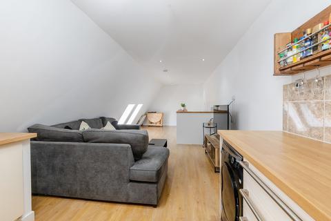 2 bedroom flat for sale, George Street, Aberdeen AB25
