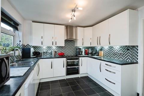 3 bedroom detached house for sale, Eastwell Close, Paddock Wood, Tonbridge
