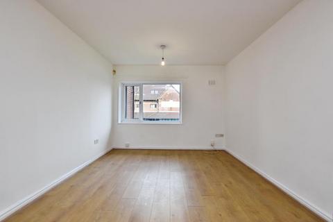 1 bedroom apartment to rent, Winton Street, Bristol BS4