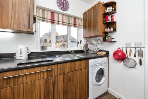 2 bedroom house for sale, Sir Henry Brackenbury Road, Ashford