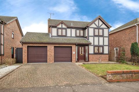 4 bedroom detached house for sale, Mountbatten Drive, Colchester