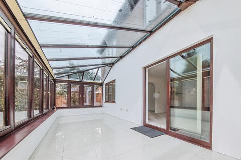 4 bedroom detached house for sale, Mountbatten Drive, Colchester