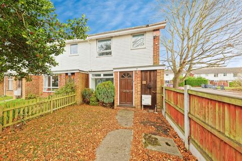 4 bedroom end of terrace house for sale, Rushmead Close, Canterbury