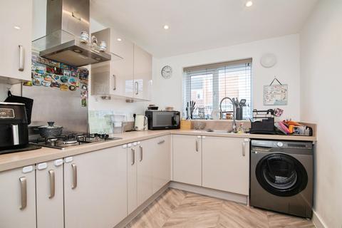 3 bedroom semi-detached house for sale, Perry Place, West Bromwich